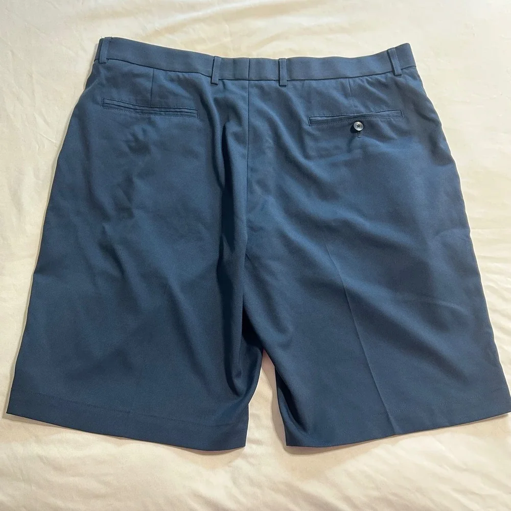 Walter Hagen Mens Golf Shorts Navy Blue Flat Front Performance Stretch Size 38